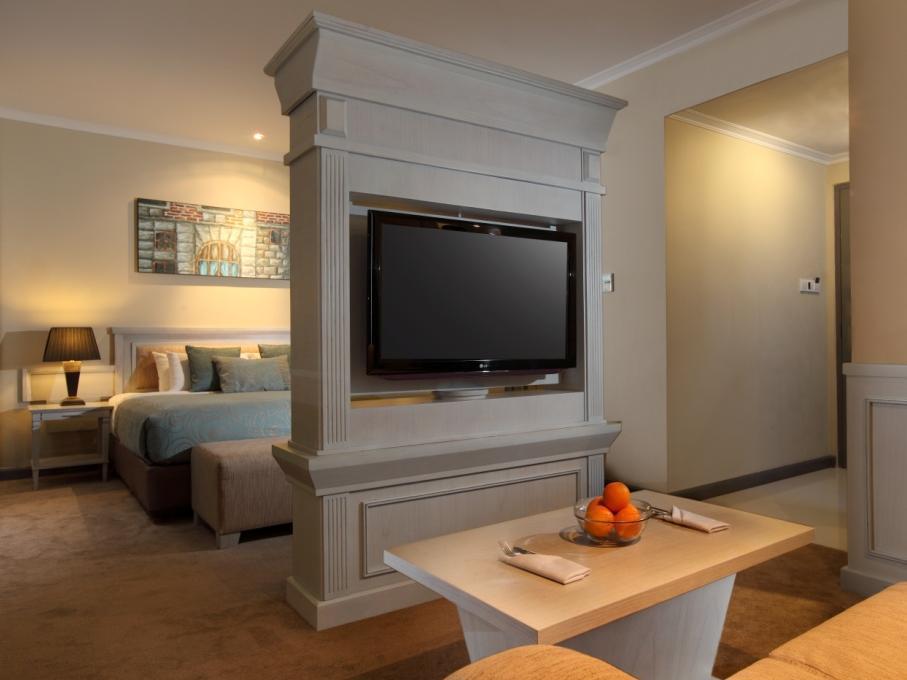 Dafam Hotel 4*